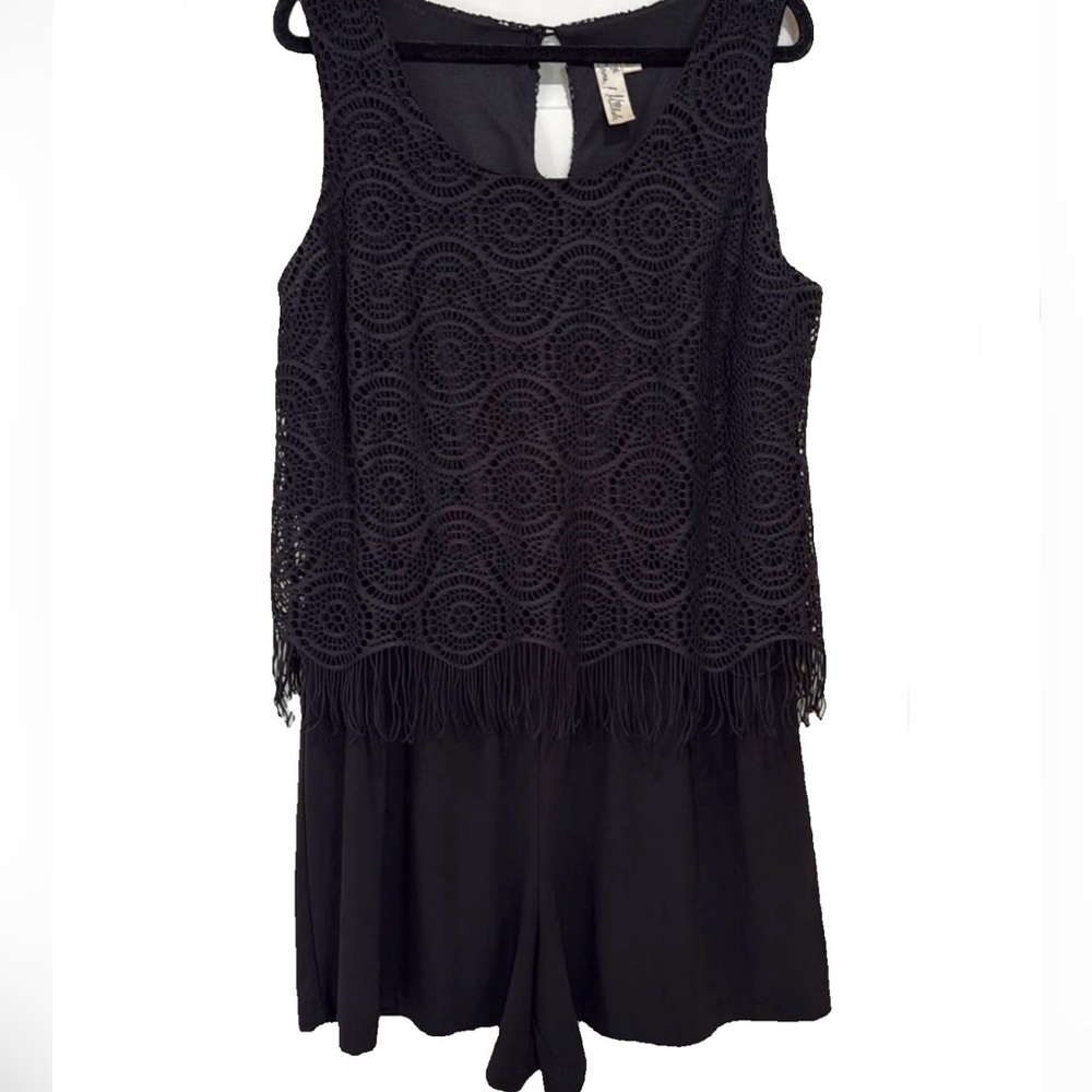 Emma & Michele Romper Shorts Black Lace Accents with fringe 1 Piece Women’s Lg